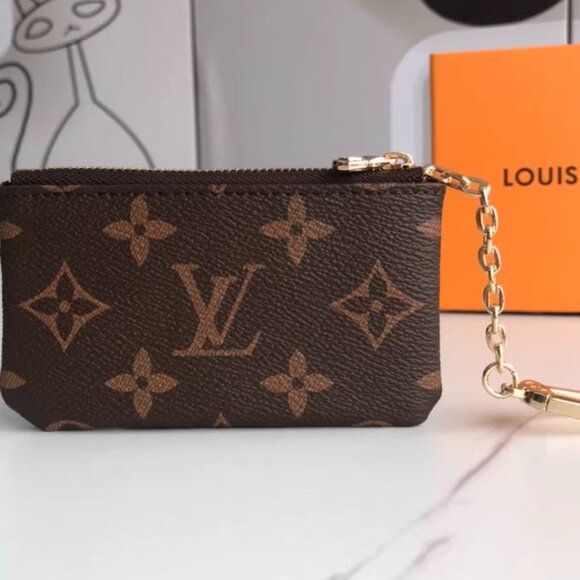 🔑Louis Vuitton Monogram Key Pouch - Picture 1 of 8
